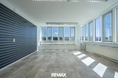 5-Zimmer-Gewerbeimmobilie mieten in Salzburg-Umgebung – 110 m², € 1.407 – Bild 6 von 18