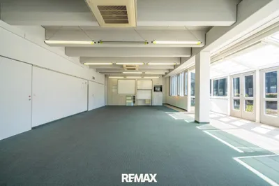 5-Zimmer-Gewerbeimmobilie mieten in Salzburg-Umgebung – 110 m², € 1.407 – Bild 14 von 18