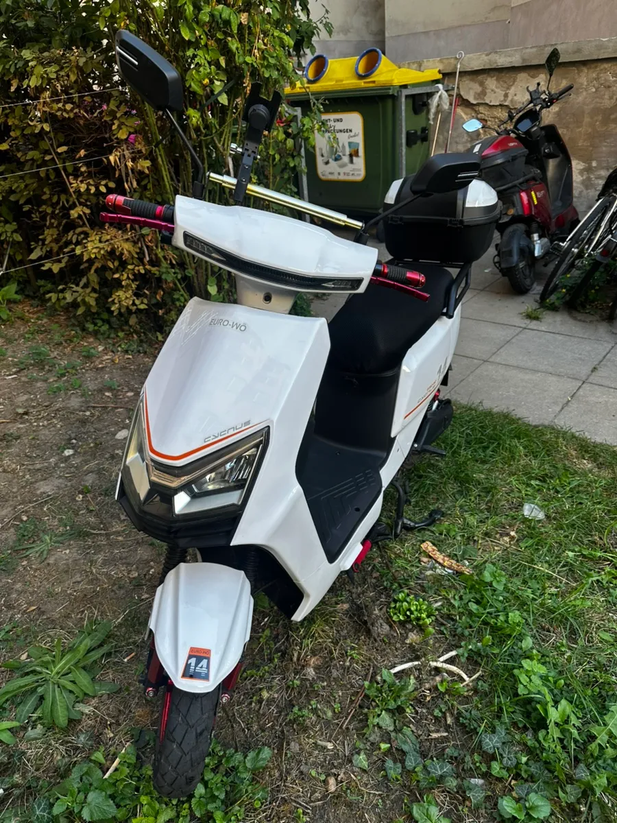 Wo EURO-WO 14 CYGNUS E-Moped Moped / Mofa - willhaben