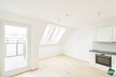 Moderne 2-Zimmer-DG Wohnung mit großer Terrasse nahe der U3 Kendlerstraße