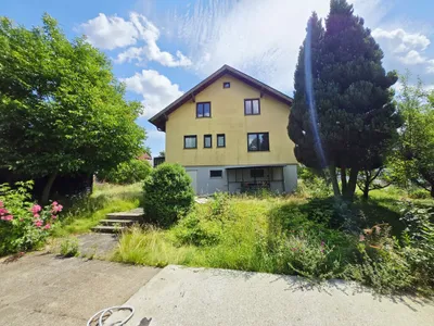 6-Zimmer-Haus kaufen in Hollabrunn – 130 m², € 169.000 – Bild 2 von 24