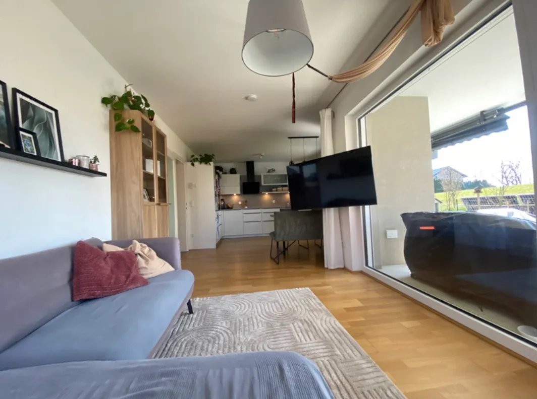 Barrierefreie 4-Zimmer Erdgeschosswohnung mit Garten und Terrasse in Eggelsberg – pohled 2