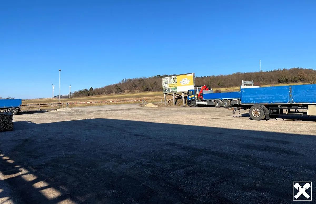 LAGERPLATZ - GUTE ANBINDUNG – pohled 2