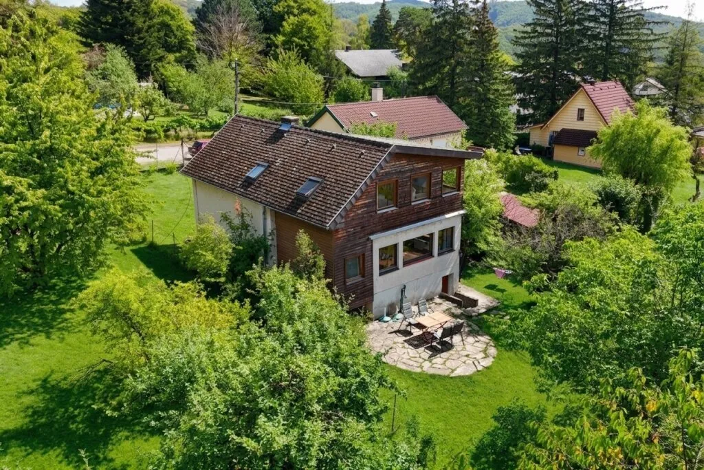 Traumhaftes Grundstück mit Wienerwaldfernblick und Althaus nahe Wien - Ansicht 2