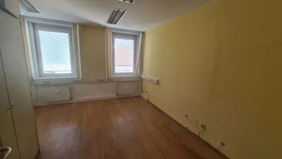 7-Zimmer-Gewerbeimmobilie mieten in Villach – 174 m², € 1.716 – Bild 9 von 14