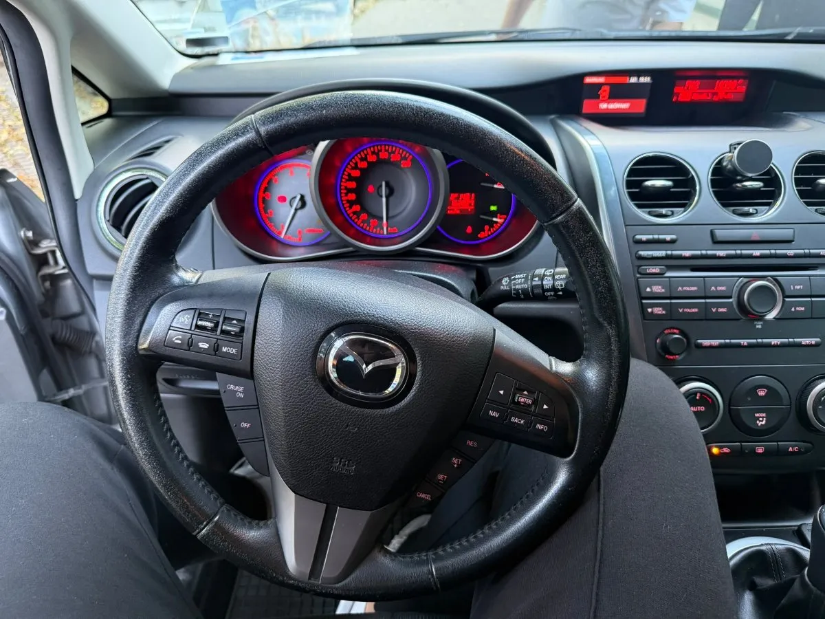 Mazda Cx-7 2010 photo 2