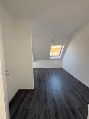 4-Zimmer-Wohnung mieten in Wiener Neustadt Land – 145 m², € 1.700 – Bild 12 von 17