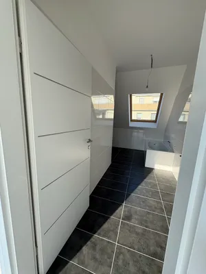 4-Zimmer-Wohnung mieten in Wiener Neustadt Land – 145 m², € 1.700 – Bild 14 von 17
