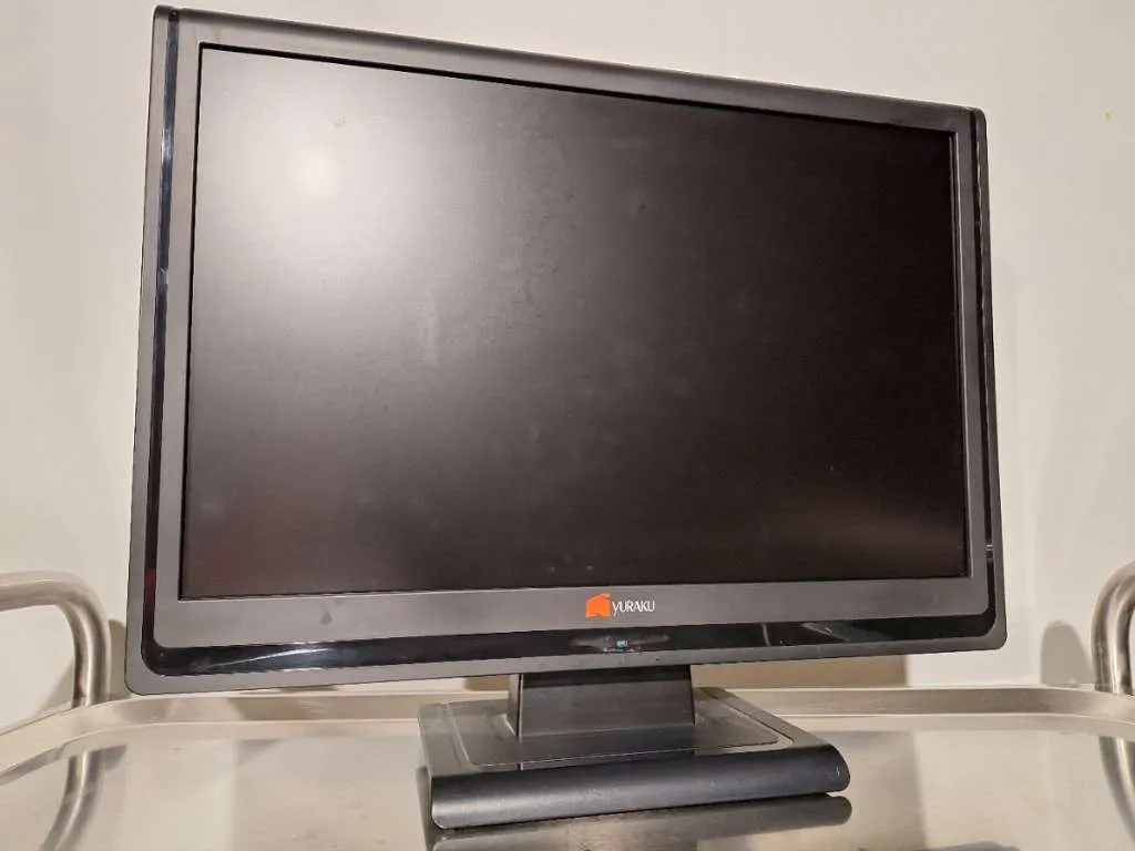 LCD Monitor 22 zoll 1680 x 1050 VGA