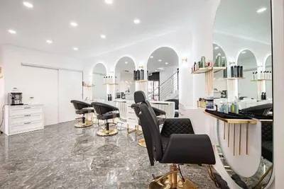 2-Zimmer-Gewerbeimmobilie mieten in Wien – 120 m², € 1.379