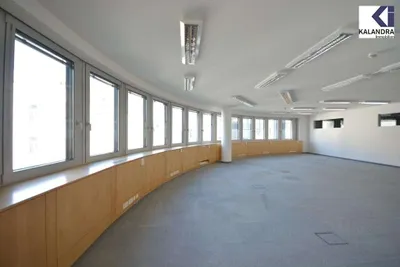 21-Zimmer-Gewerbeimmobilie mieten in Wien – 583 m², € 10.424 – Bild 2 von 20