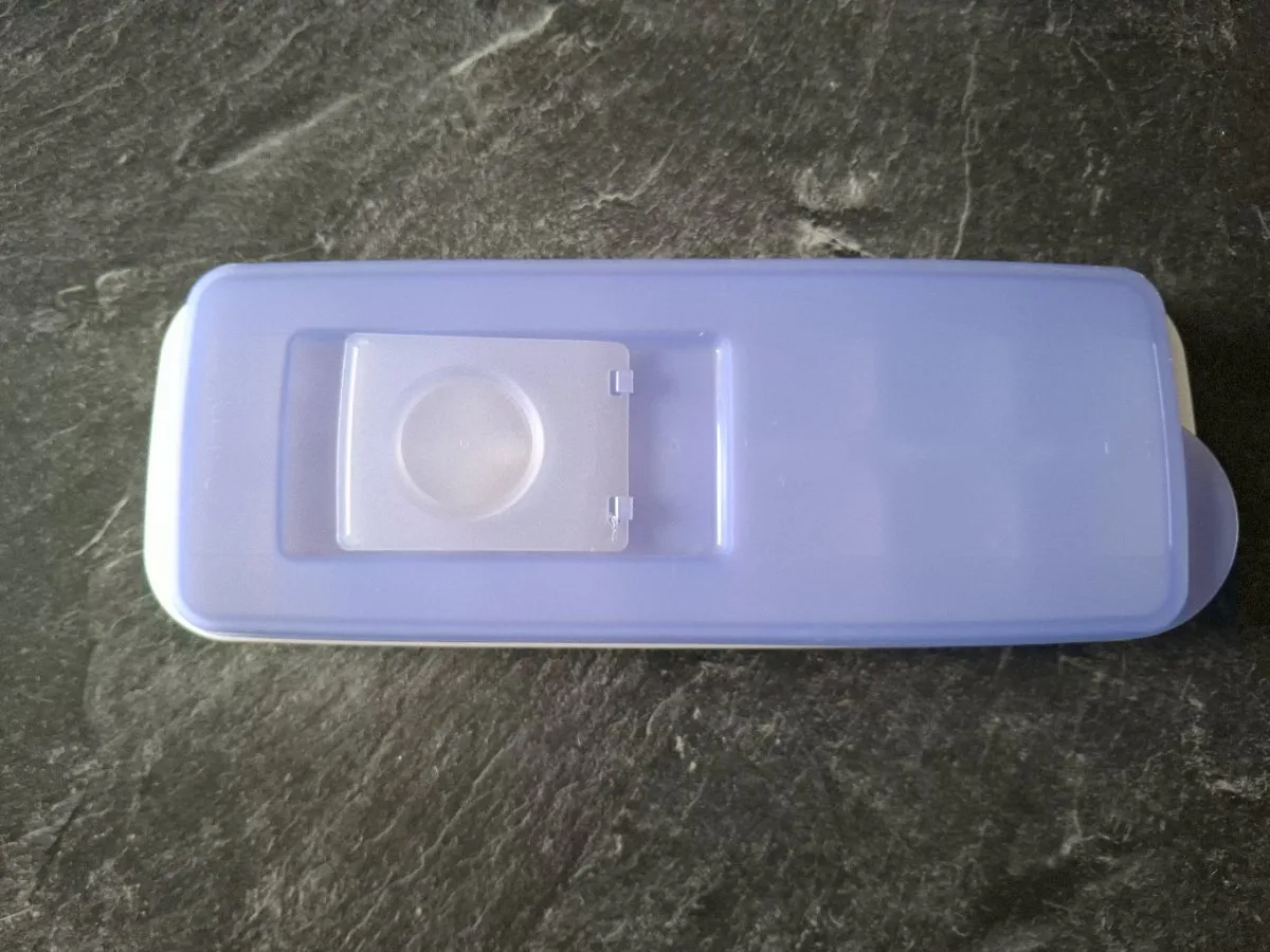 Tupperware Eiswürfelbehälter, € 10,- (4470 Enns)
