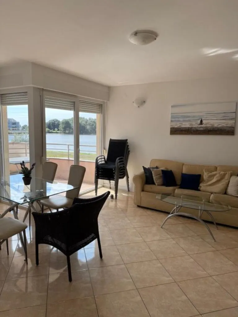 Exklusives Apartment in Medulin - Erste Reihe zum Meer - Ansicht 2