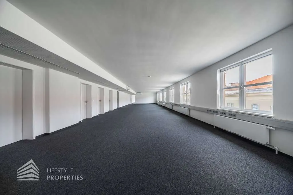 Erstbezug! Geräumiges 5-Zimmer Büro in Toplage - Widok 2