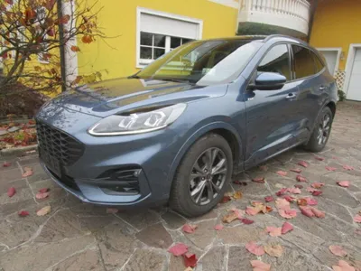 Ford Kuga ST-Line X PANO. AHV. elekt HeadUP NP€ 55.142