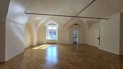 Super zentrale Innenstadtlage - Top-Zustand und ruhige Innenhofausrichtung - 3. STOCK OHNE LIFT – Bild 3