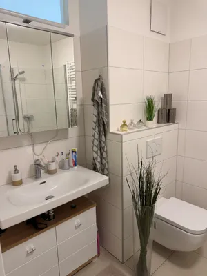 2-Zimmer-Wohnung mieten in Vöcklabruck – 45 m², € 925 – Bild 2 von 7