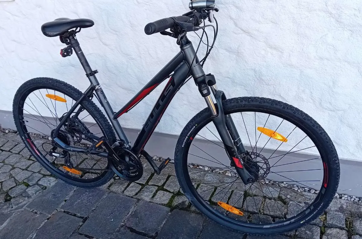 uvex fahrradhelm urban Planet LED - robuster für Damen und Herren - individuelle Größenanpassung BT:Trommelbremse Color:Glacier Glow Thanks to the uvex Cube Stereo Hybrid ONE77