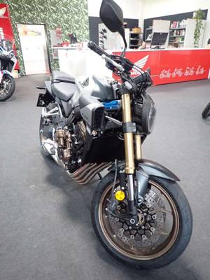 Honda CB 650R E-Clutch
