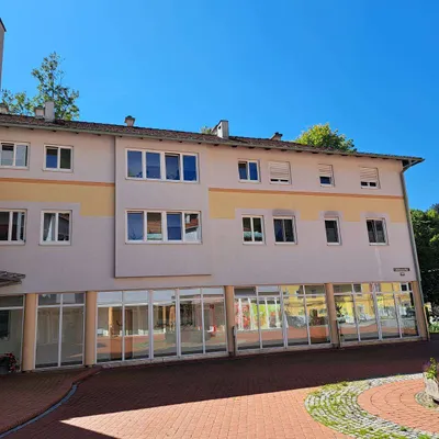 5-Zimmer-Gewerbeimmobilie mieten in Wiener Neustadt Land – 139,33 m², € 2.119 – Bild 4 von 7