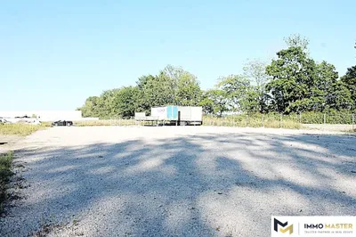 Immobilie mieten in Baden – 2 300 m², € 2 – Bild 8 von 11