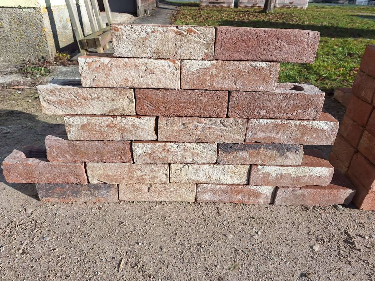 Klinkerzone - Mauerziegel "Barock Sonderaktion", Handform Klinkerziegel, neu und frostbeständig - Optik wie alte Ziegel, Farbe: rot antik nuanciert.