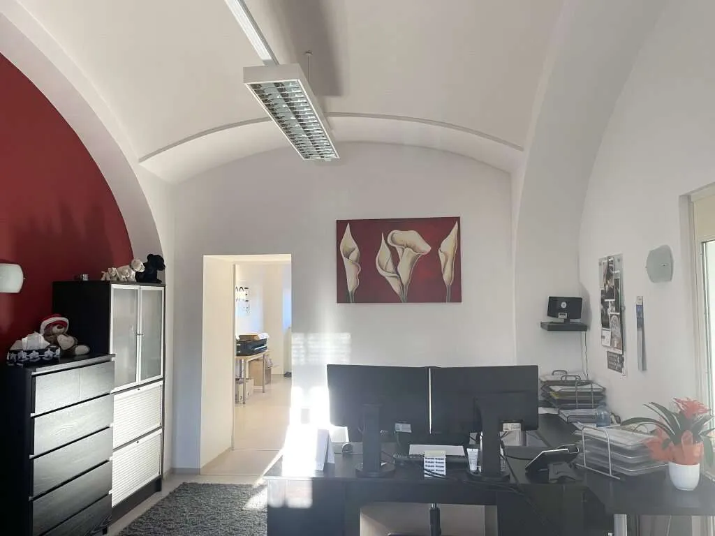Kirchbach in der Steiermark! Büro, Praxis, Ordination, Kanzlei, Erdgeschoß, toller Altbaucharakter , ca.116,42 m², - Ansicht 2