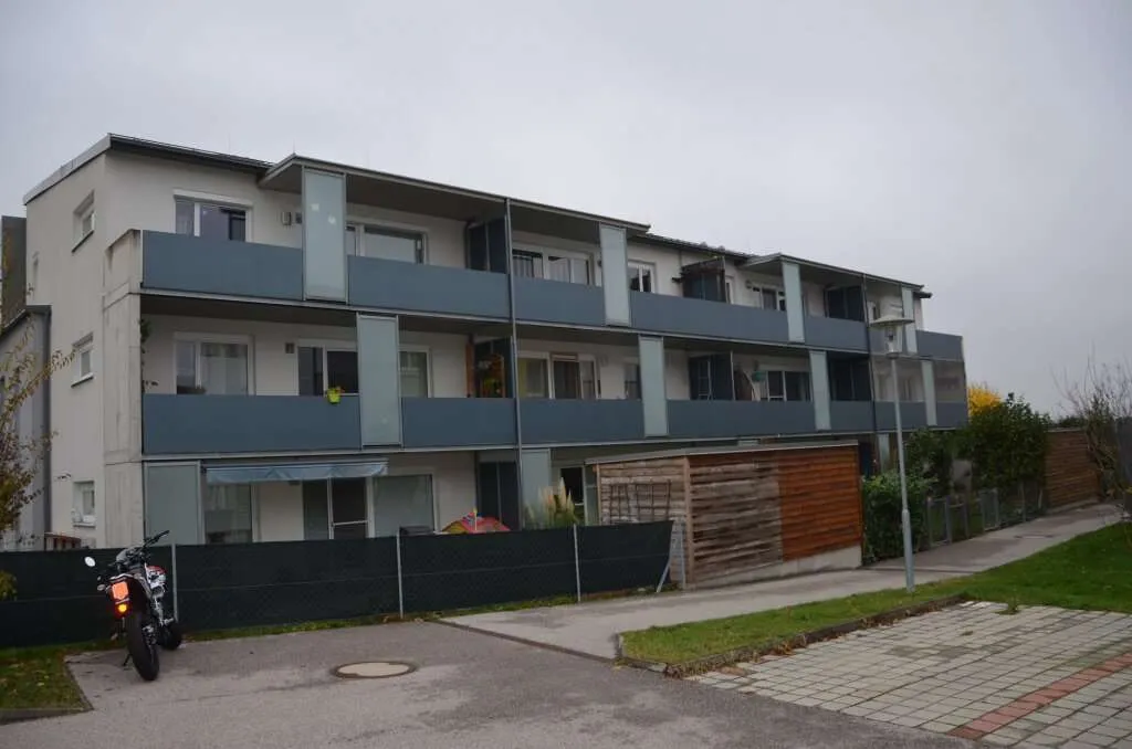 Obere Ortsstraße 36 | Abstellplätze im Freien - Vista 3