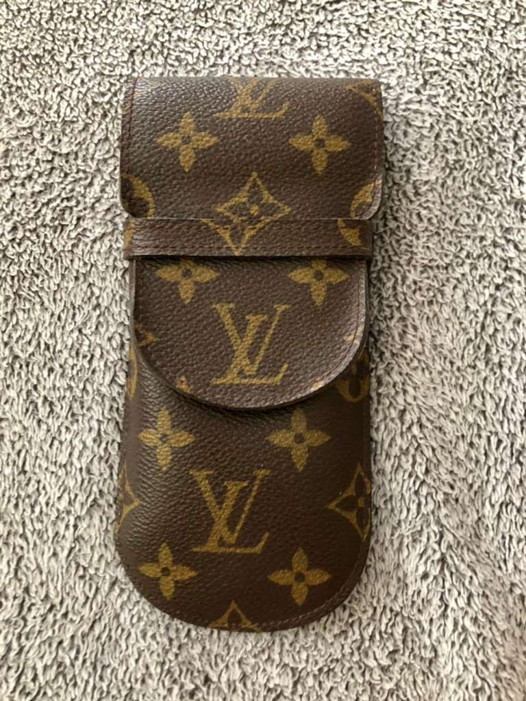 Louis Vuitton Monagram Etui Lunettes Rabat Brillenetui, € 290