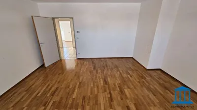 2-Zimmer-Wohnung mieten in Wiener Neustadt – 81 m², € 878 – Bild 2 von 26