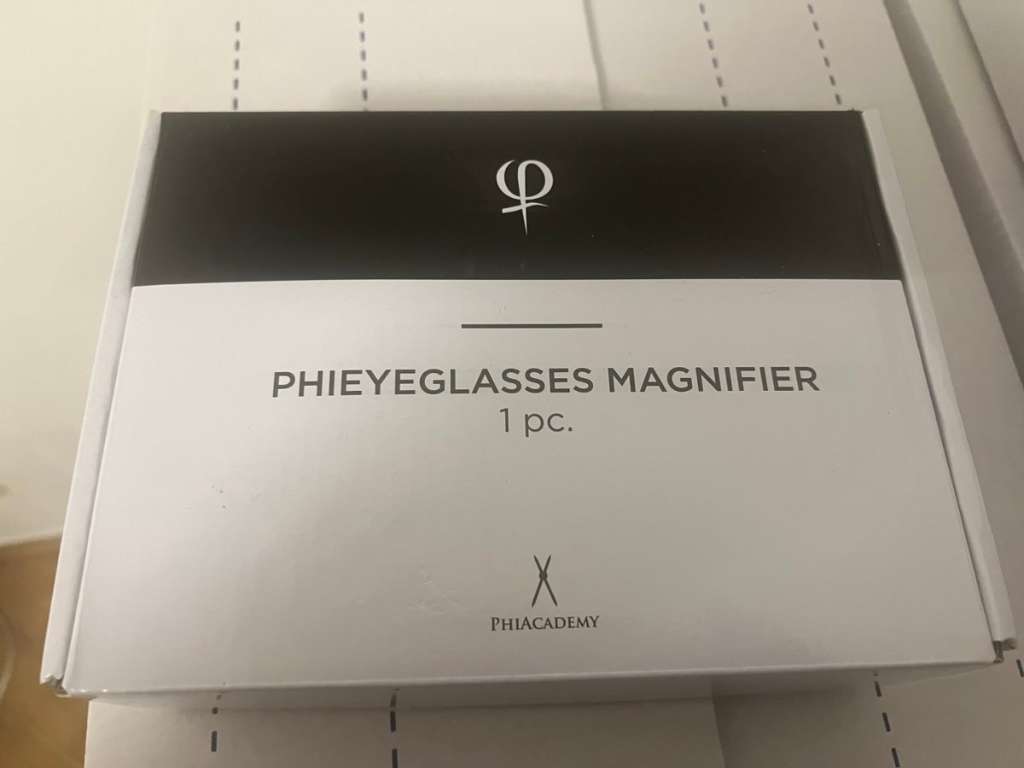 PhiEyeglasses Magnifier