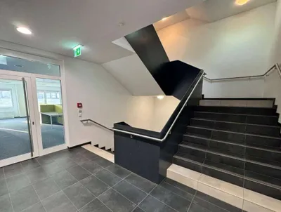 Gewerbeimmobilie mieten in Linz – 1 369 m², € 25.058 – Bild 8 von 14