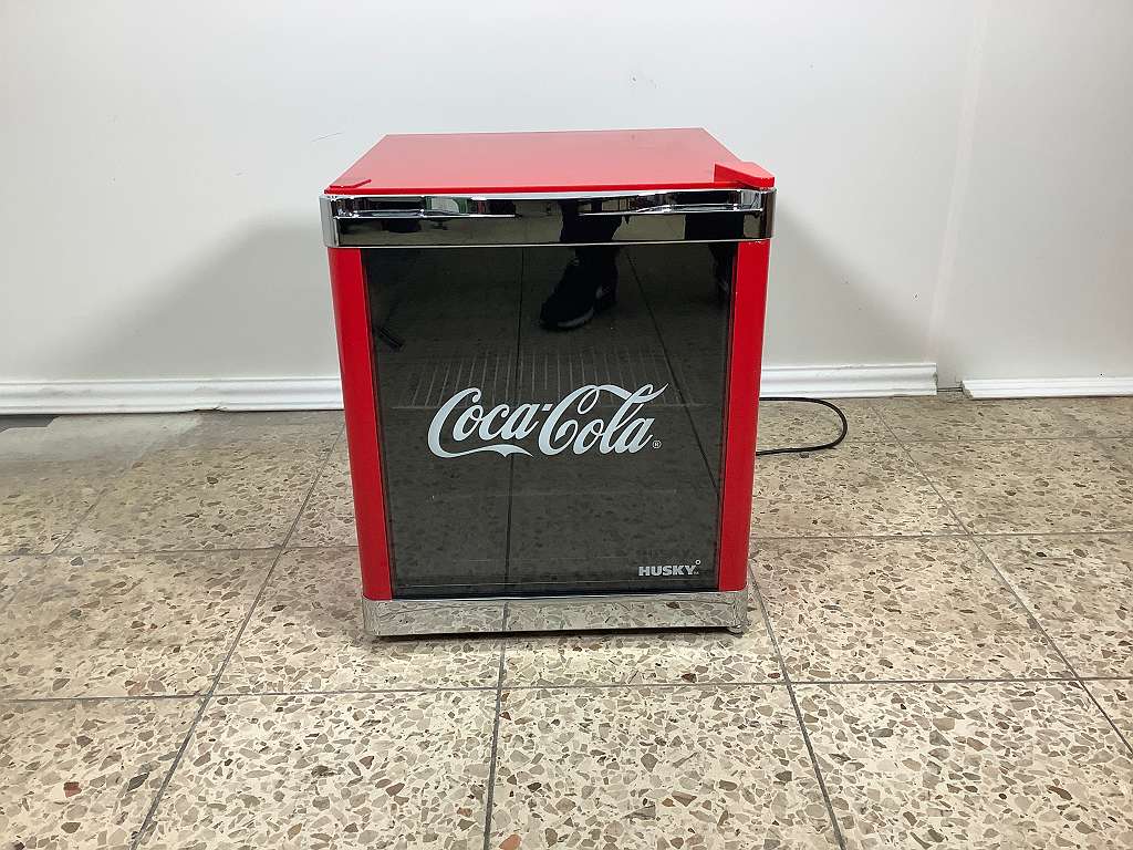 Coca Cola CUBES Mini-Kühlschrank Cool Cube 43,5 x 47 x 50 cm