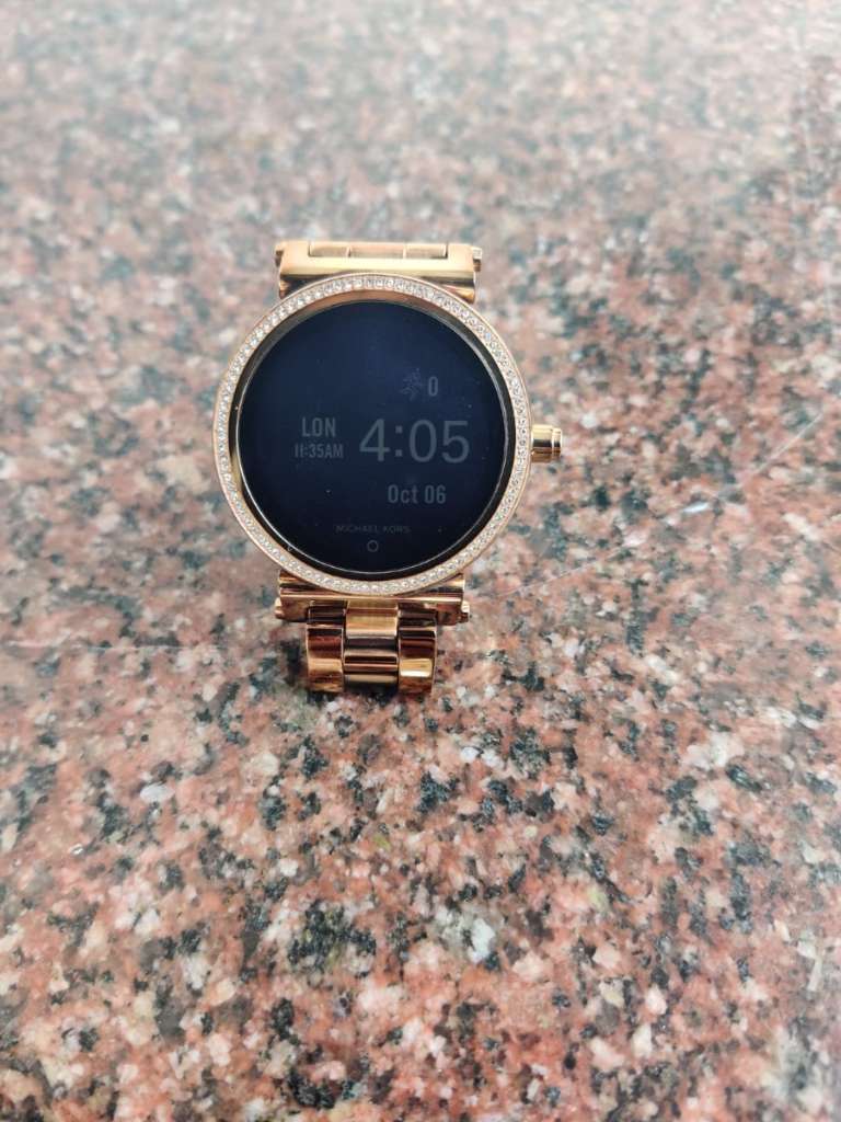 Michael kors hot sale smart uhr