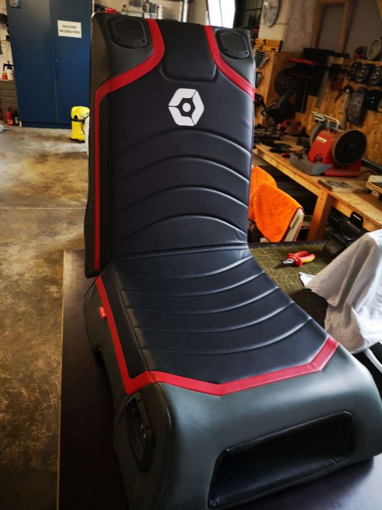 Gioteck discount gaming chair