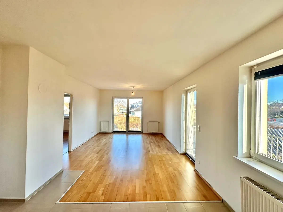 Perfekt für Wien-Pendler: helle 2-Zimmer Wohnung mit Balkon & Parkplatz - Ansicht 2