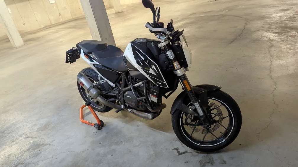 KTM 690