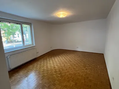 1-Zimmer-Wohnung mit Extra-Küche in 1180 Wien im Erdgeschoß zu vermieten