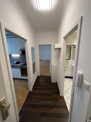 1-Zimmer-Wohnung mit Extra-Küche in 1180 Wien im Erdgeschoß zu vermieten – Bild 3