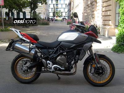 QJ Motor SRT 700 SX
