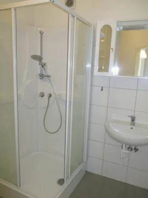 6-Zimmer-Wohnung mieten in Wien – 136 m², € 1.800 – Bild 7 von 12