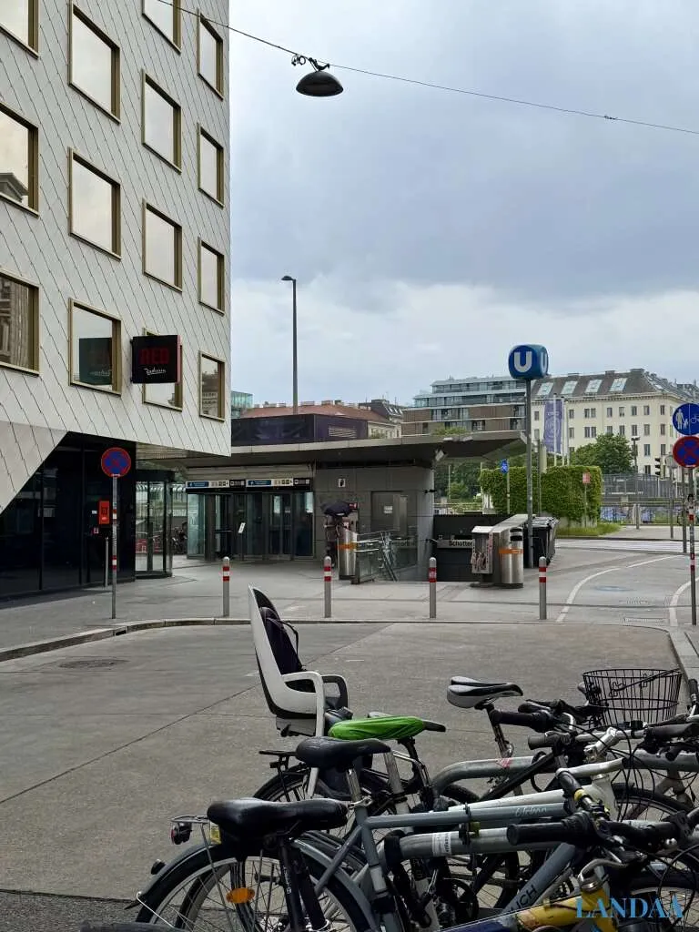 ++NEU++ Nur 1 Minute zur U-Bahn (Schottenring) - Stilvolle 3 Zimmer Wohnung im begehrten Karmelitenviertel!!! TOP LAGE! - Ansicht 3