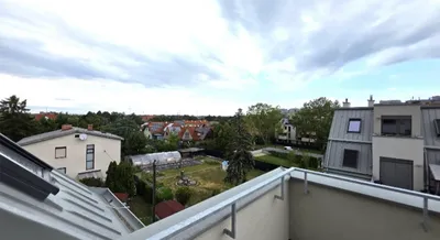 Nachmieter für helle und ruhige DG Wohnung / Neubau / Hochwertige Ausstattung / PkW Stellplatz in der eigenen Tiefgarage auch verfügbar – Bild 3