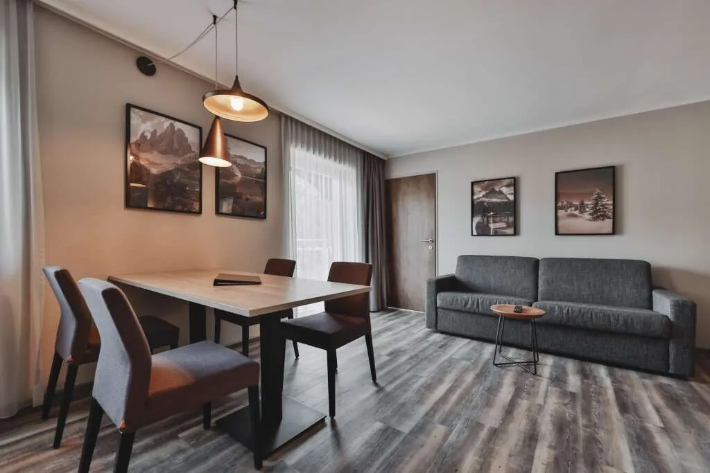 SUPER RENDITE: Vollmöbliertes LUXUS-APARTMENT in TOPLAGE von Seefeld ab sofort zu kaufen! - Ansicht 3