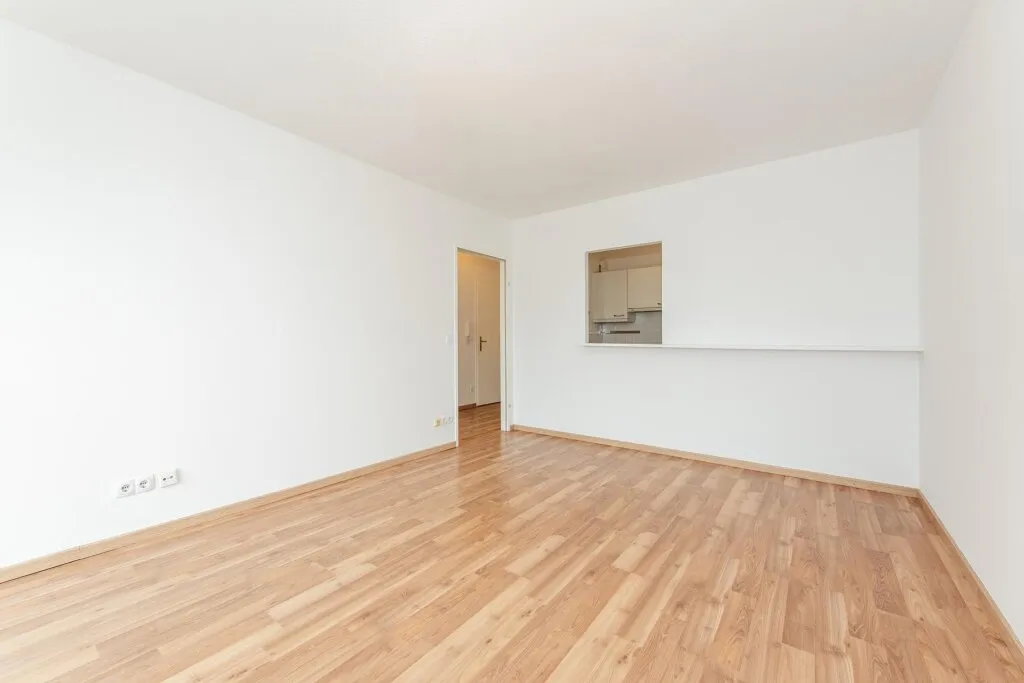 Gut aufgeteilte 2-Zimmer Wohnung mit KFZ-Stellplatz im 6. Bezirk zu verkaufen! – pohled 2