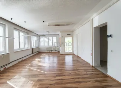8-Zimmer-Immobilie kaufen in Wiener Neustadt Land – 550 m², € 497.000 – Bild 3 von 9