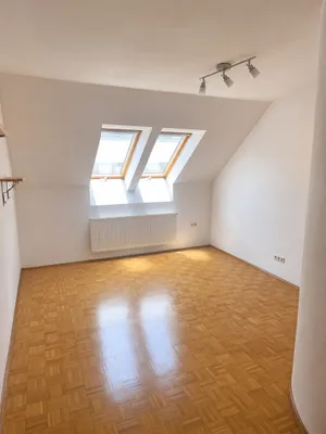 3-Zimmer-Wohnung mieten in Graz – 15 m², € 450 – Bild 2 von 11