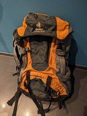 Deuter futura 42 ac best sale