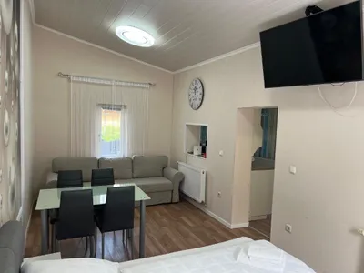 10-Zimmer-Gewerbeimmobilie kaufen in Neusiedl am See – 345 m², € 499.000 – Bild 21 von 22