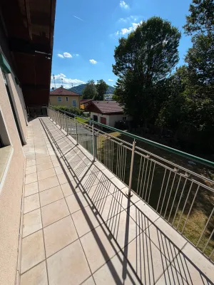 6-Zimmer-Haus mieten in Gmunden – 180 m², € 1.950 – Bild 9 von 18